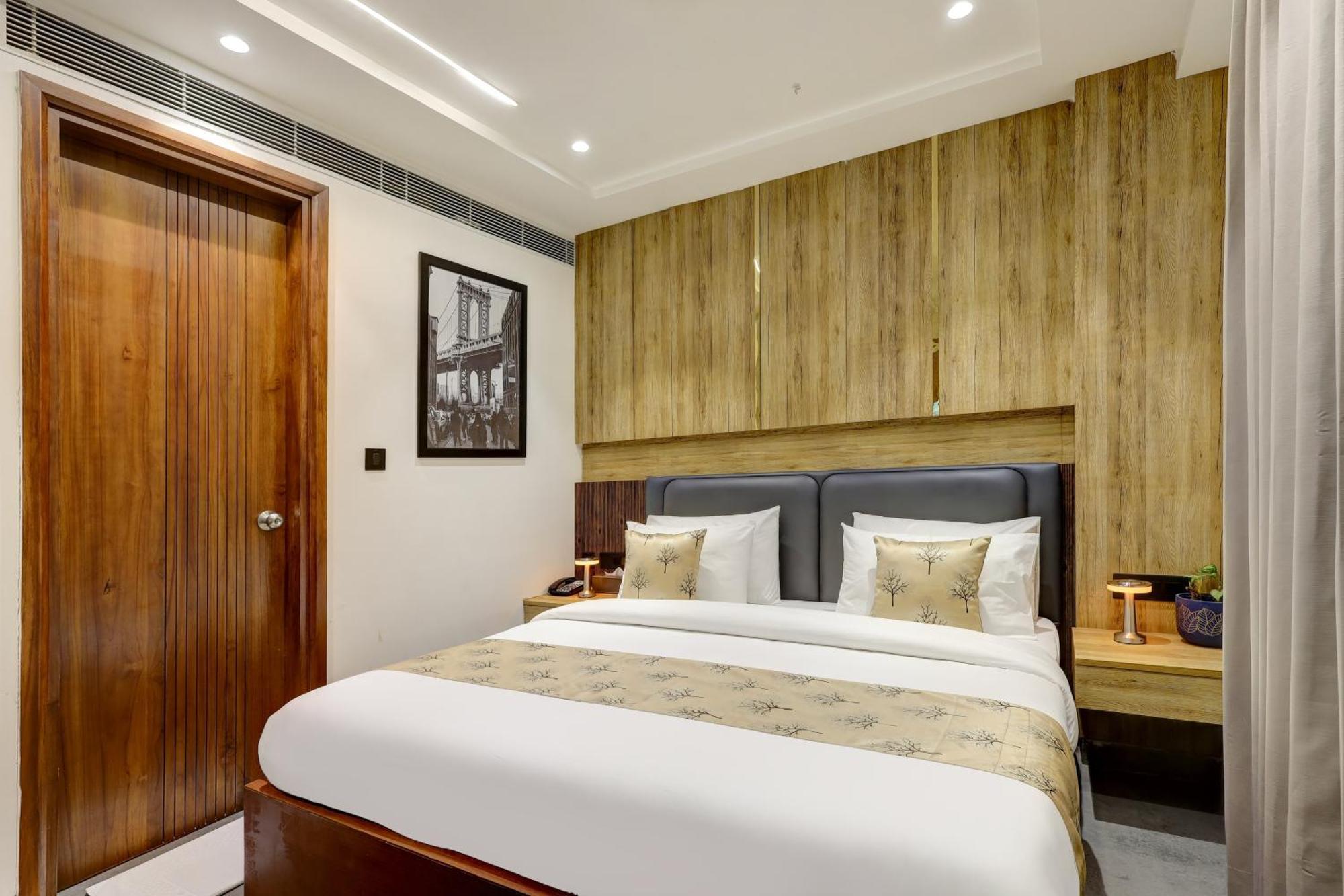 The Tyche New Delhi - Traveller'S Choice Award Winner 2025 Ню Делхи Екстериор снимка