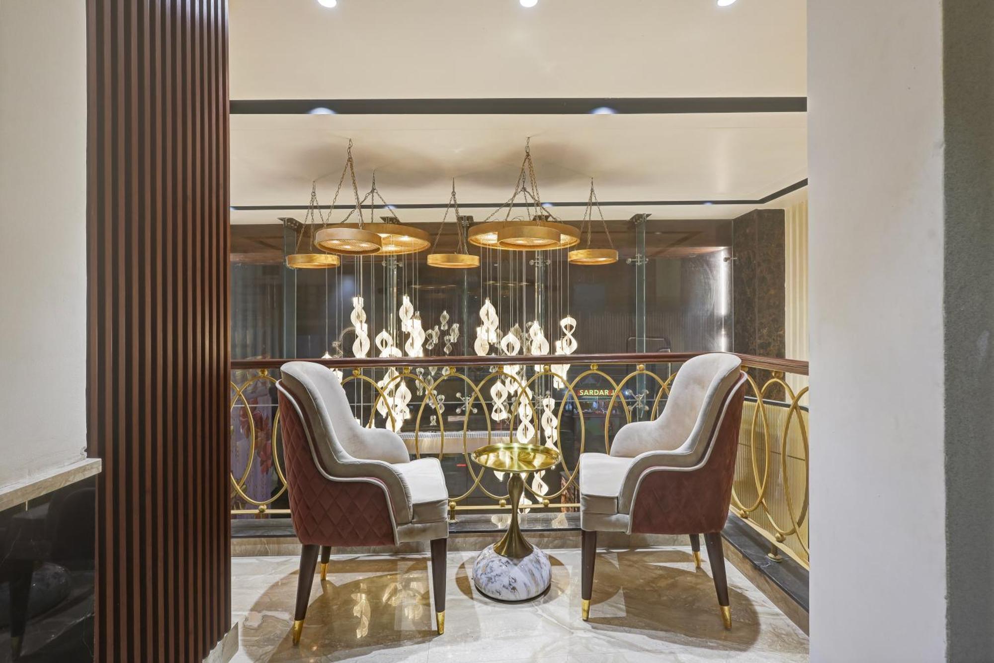 The Tyche New Delhi - Traveller'S Choice Award Winner 2025 Ню Делхи Екстериор снимка