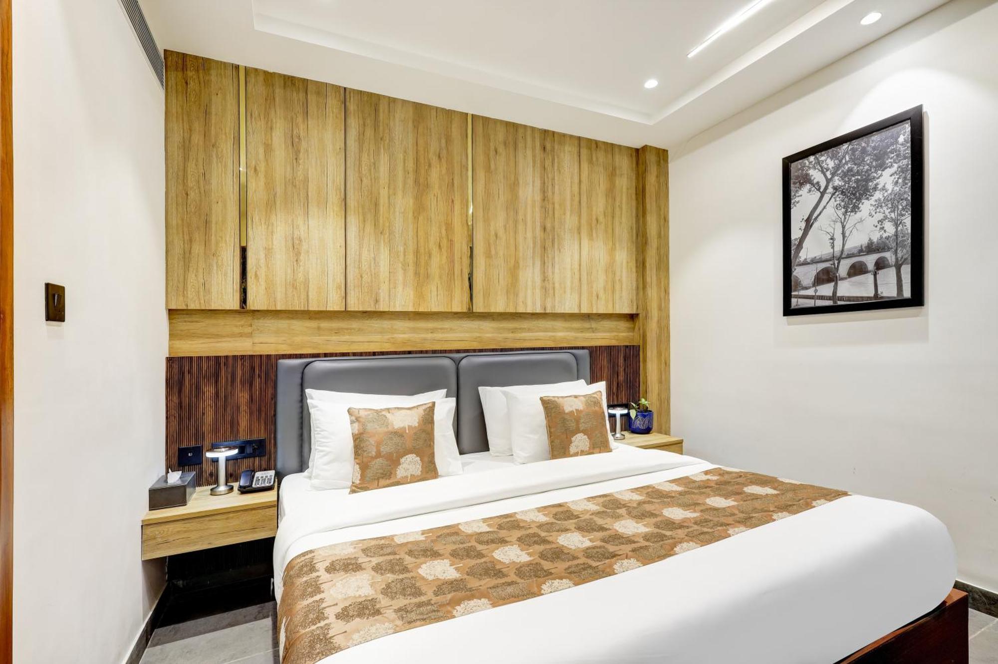 The Tyche New Delhi - Traveller'S Choice Award Winner 2025 Ню Делхи Екстериор снимка