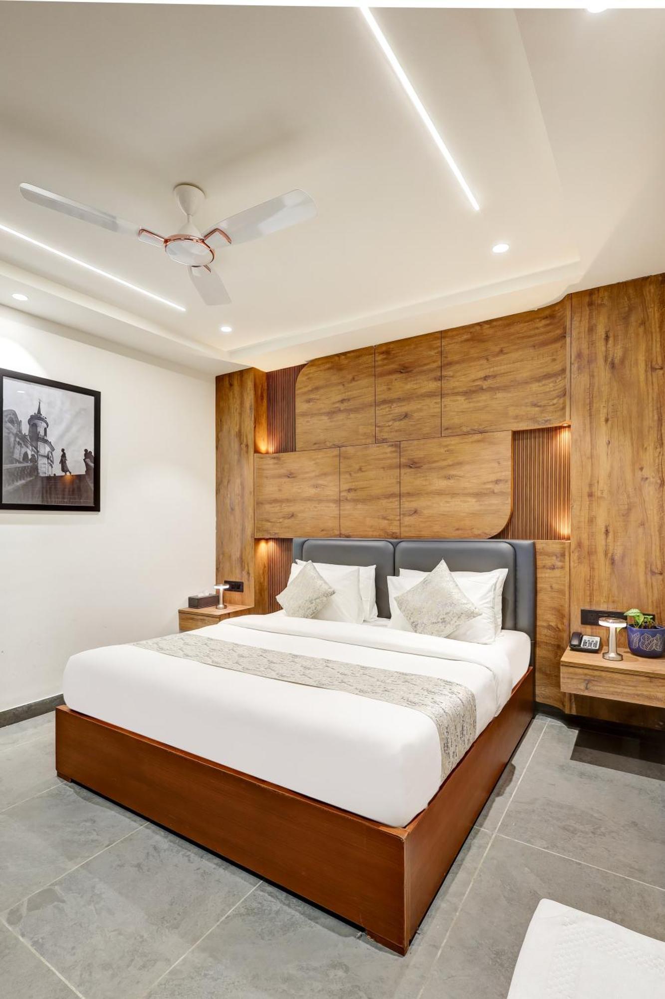 The Tyche New Delhi - Traveller'S Choice Award Winner 2025 Ню Делхи Екстериор снимка