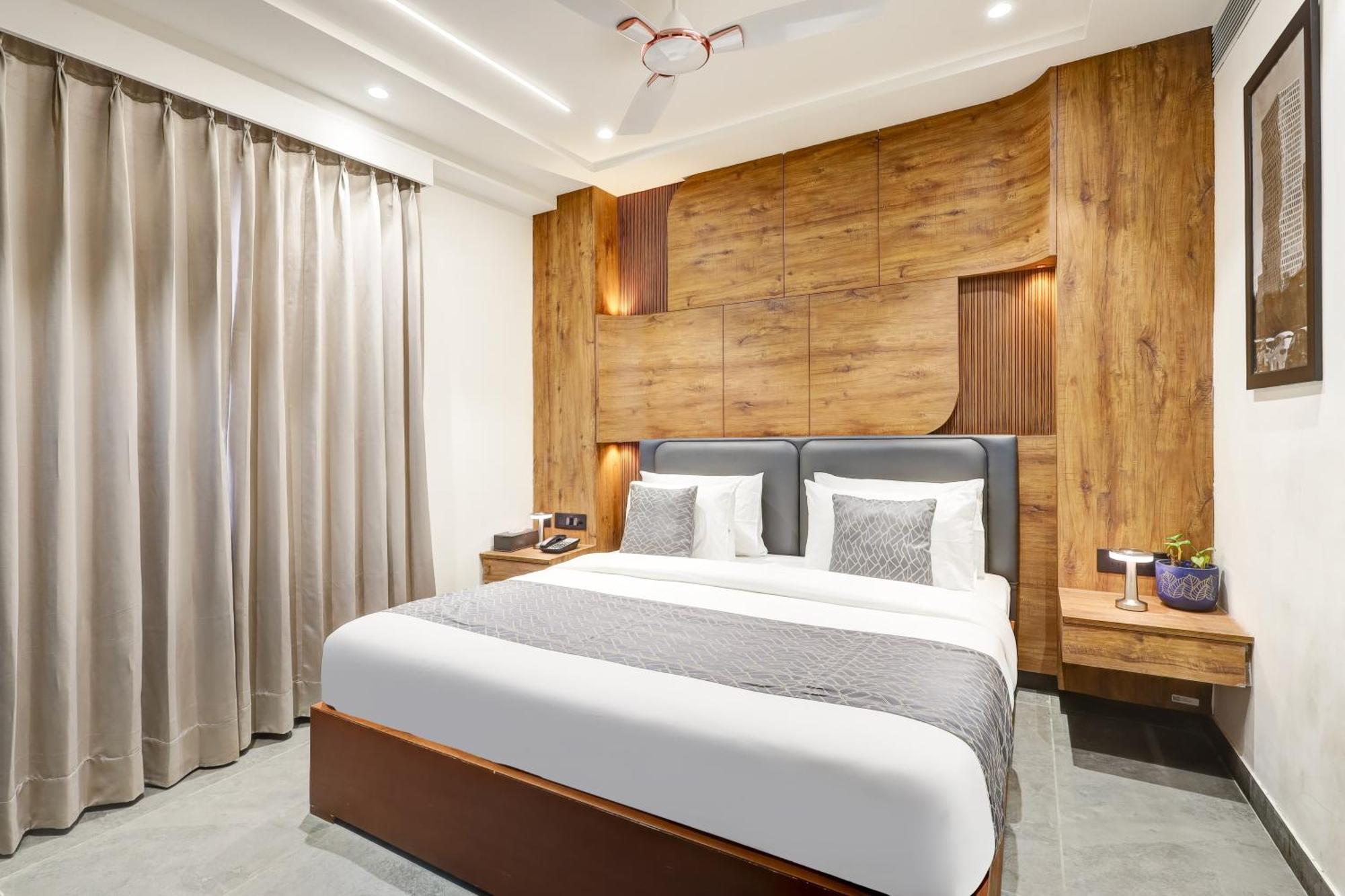 The Tyche New Delhi - Traveller'S Choice Award Winner 2025 Ню Делхи Екстериор снимка